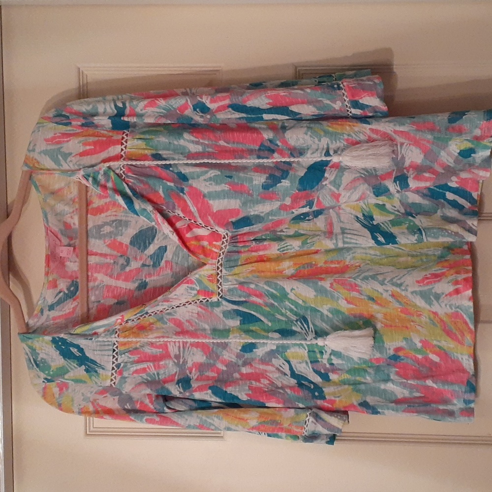 Vibrant Lilly Pulitzer Tilda Tunic